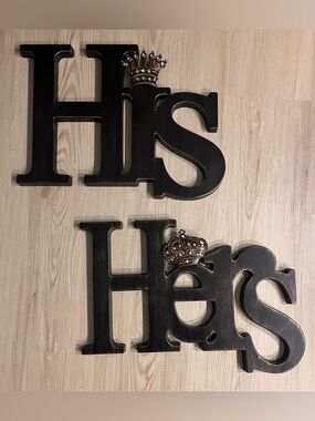 'His' and 'Hers' Wall Letters with Crown Accents